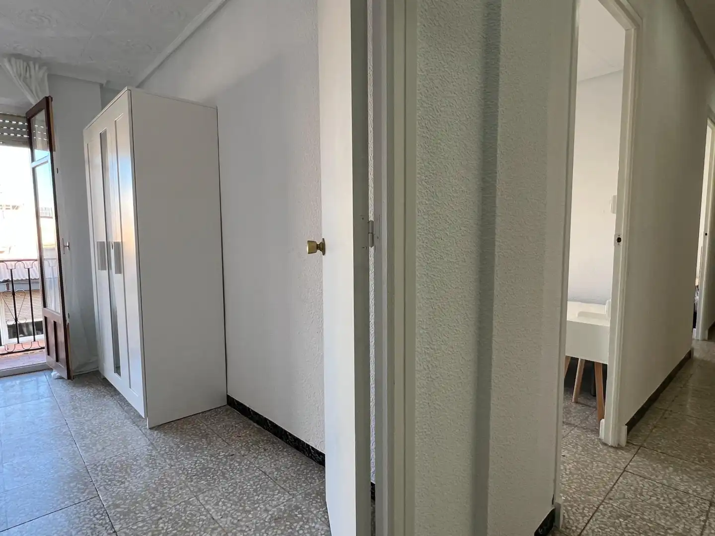 Piso de alquiler en Elche / Elx con Amueblado y Balcón
