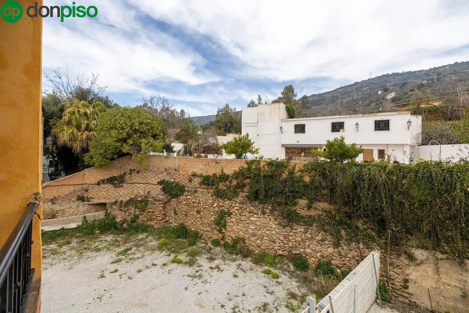 Vista exterior de Apartamento en venta en Lanjarón