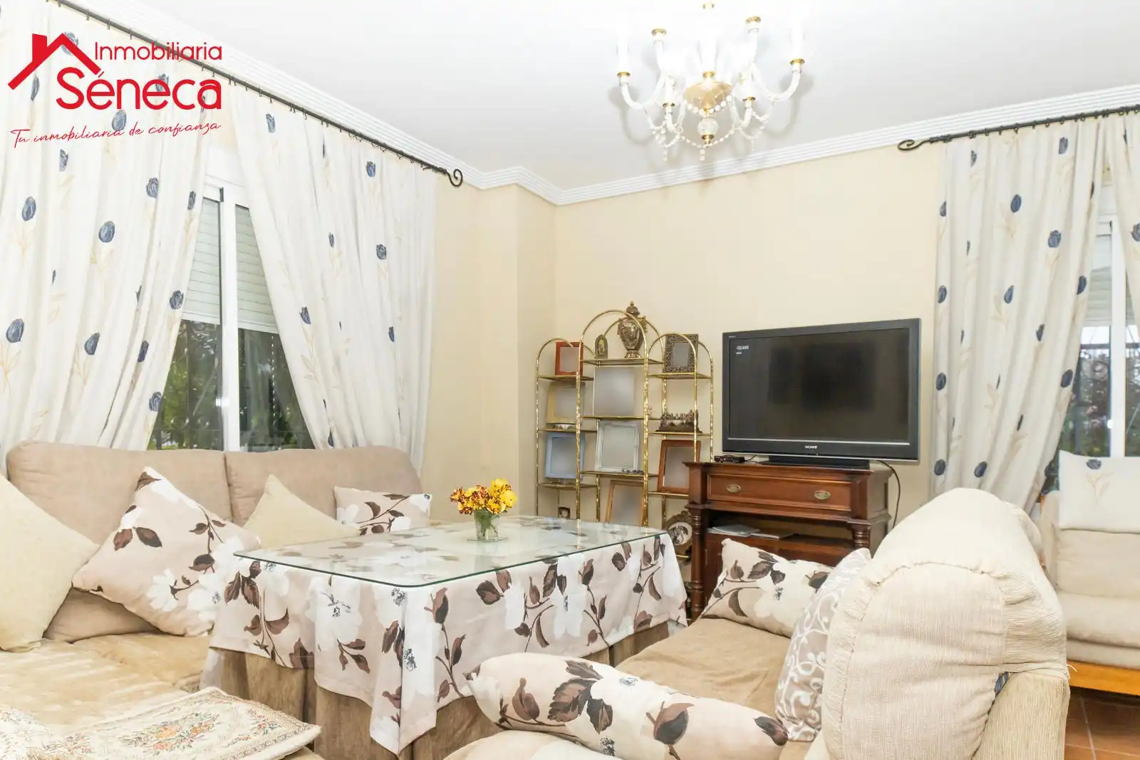 Living room of Detached homes for sale in Córdoba  with Furnished