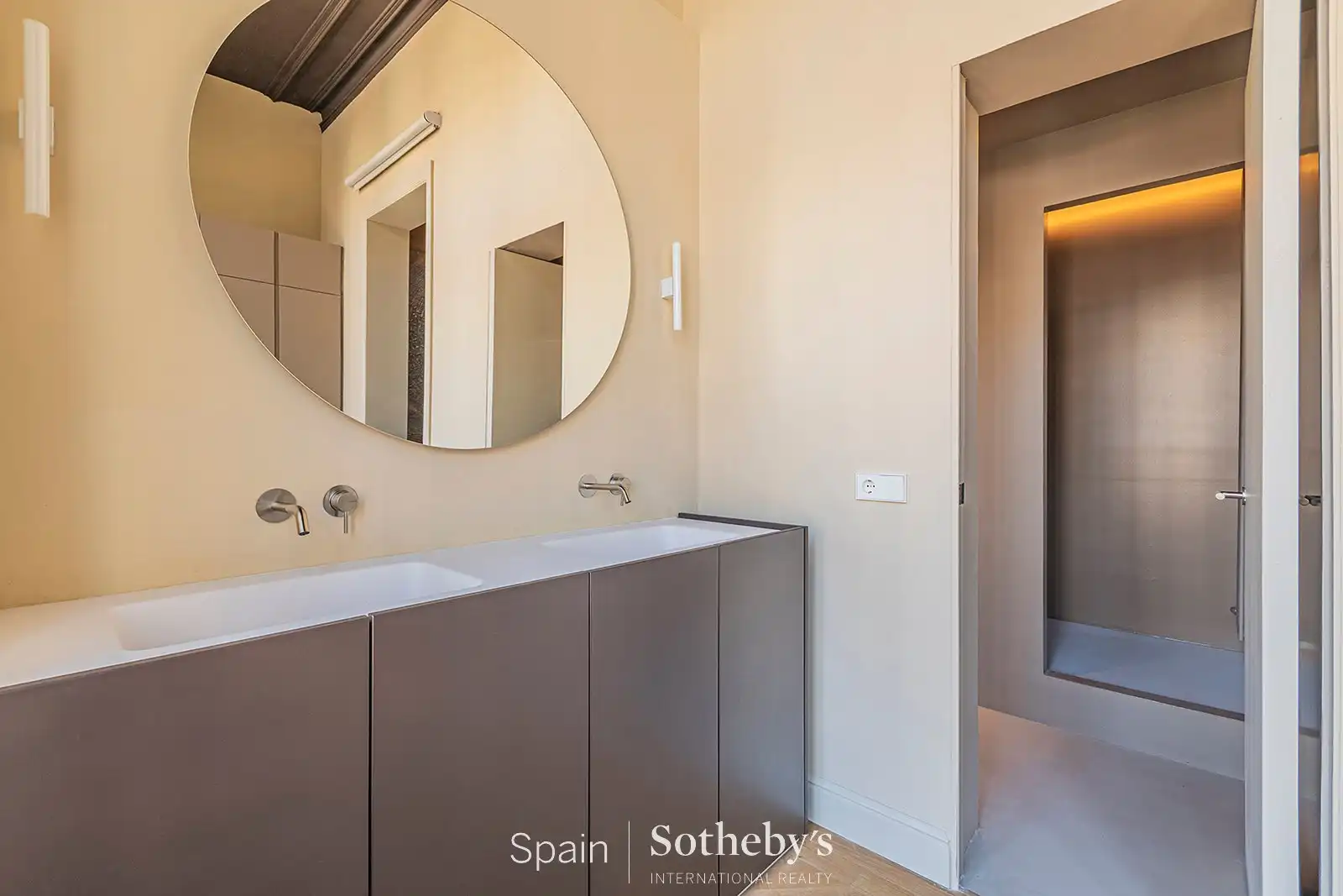 Apartamento con ascensor en venta en Carrer de Girona, imagen 43