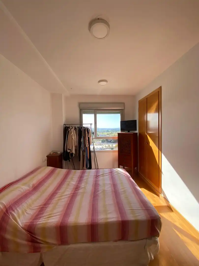 Bedroom of Flat for sale in Mislata  with Air Conditioner, Private garden and Parquet flooring