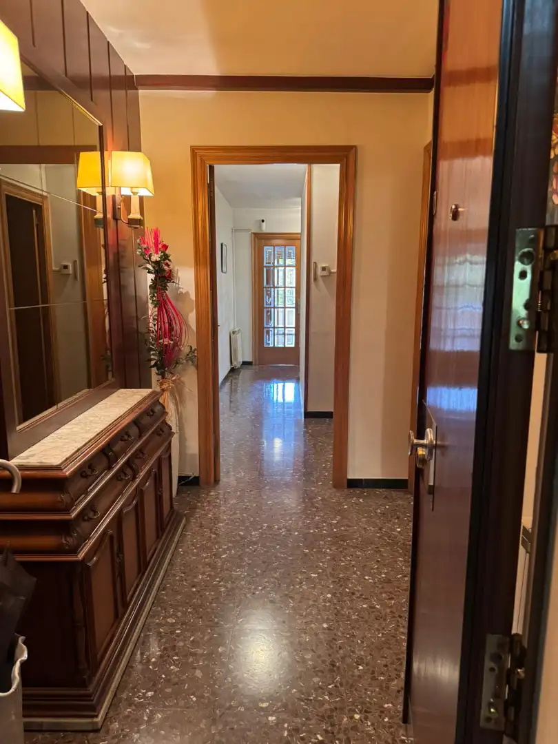 Piso con terraza en venta en Carrer del Pla de l'Ametllera, imagen 10