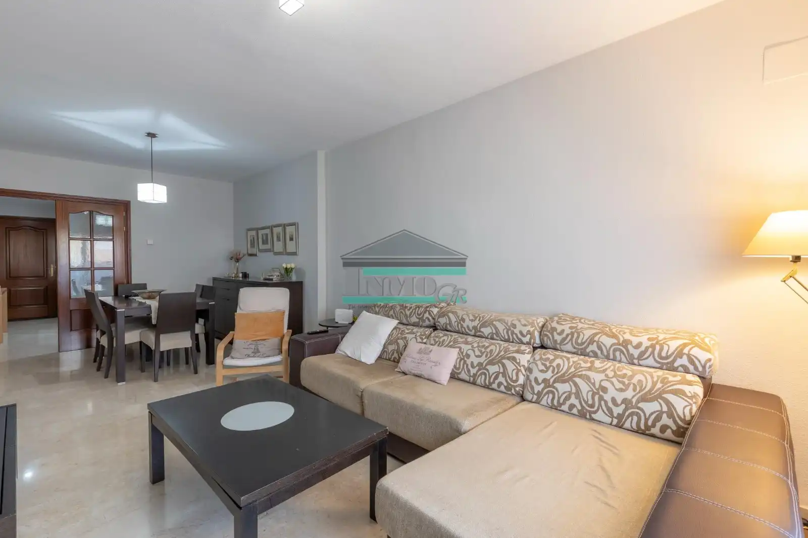 Living room of Flat for sale in Armilla  with Air Conditioner, Heating and Storage room