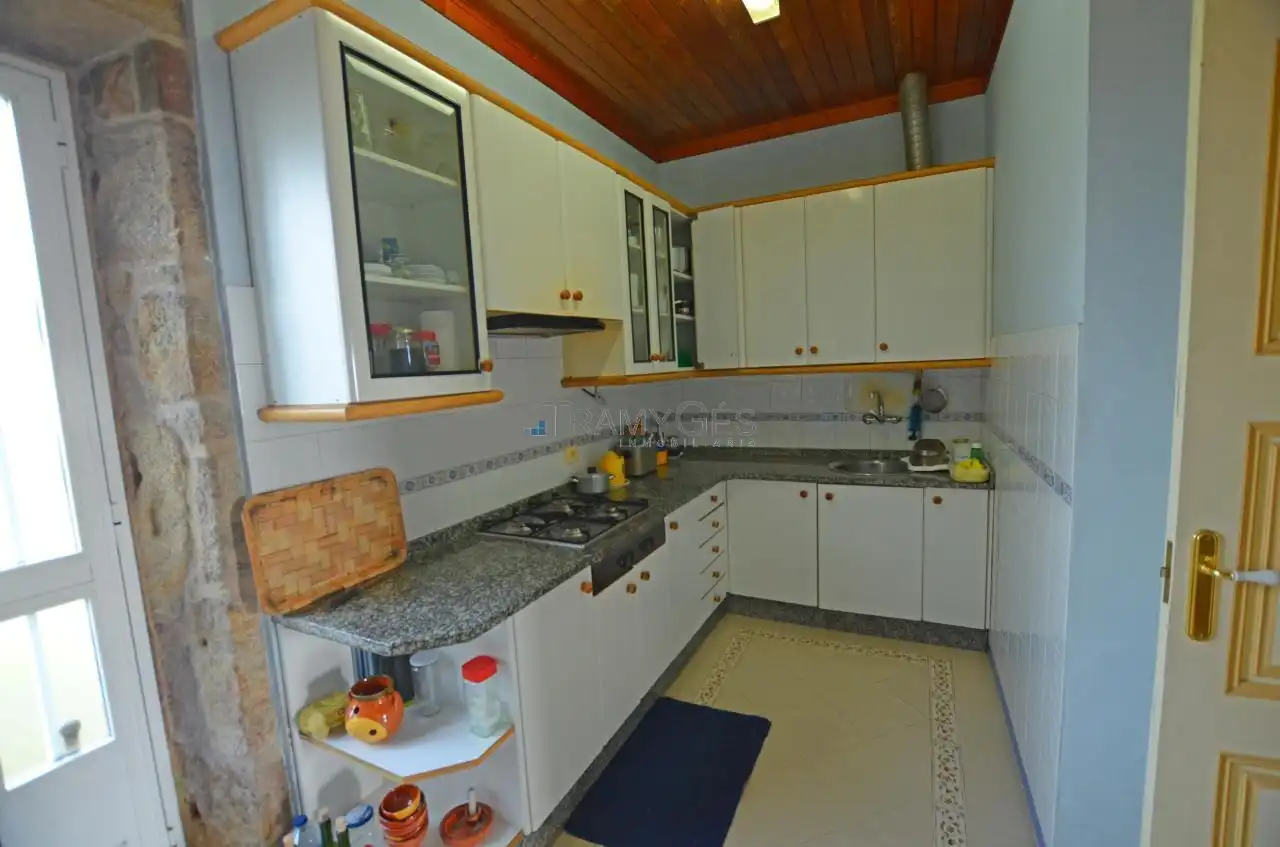 Cocina de Casa o chalet en venta en O Rosal   con Calefacción, Jardín privado y Trastero