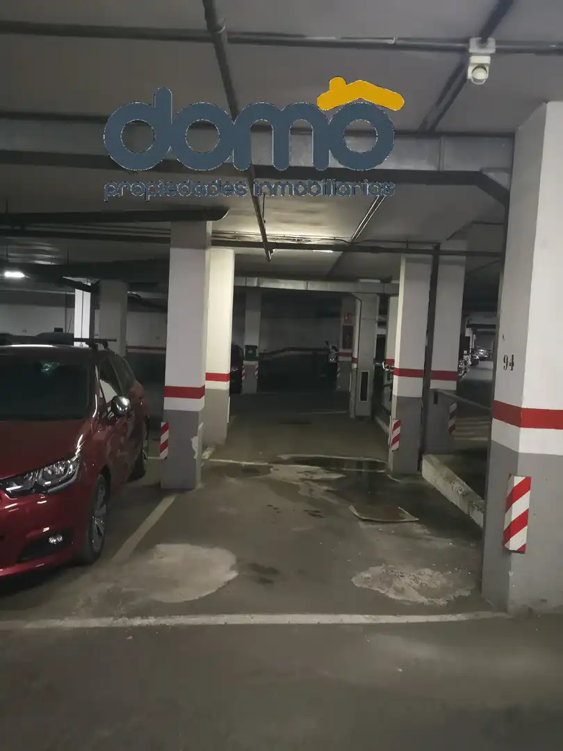 Parkplatz von Garage zum Verkauf in Almería