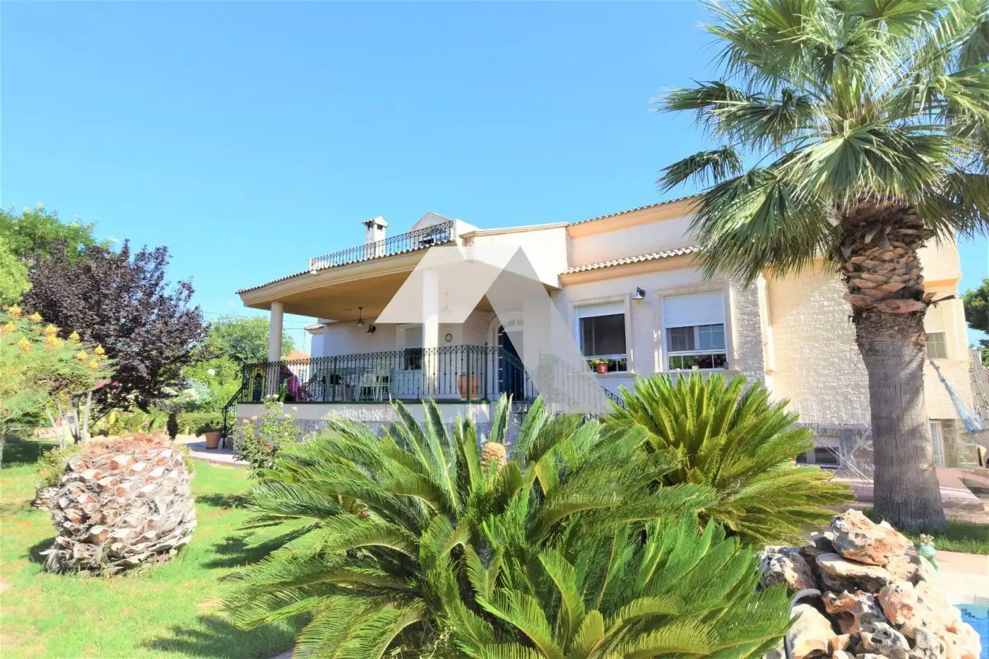 Houses for sale in Villamontes - Boqueres