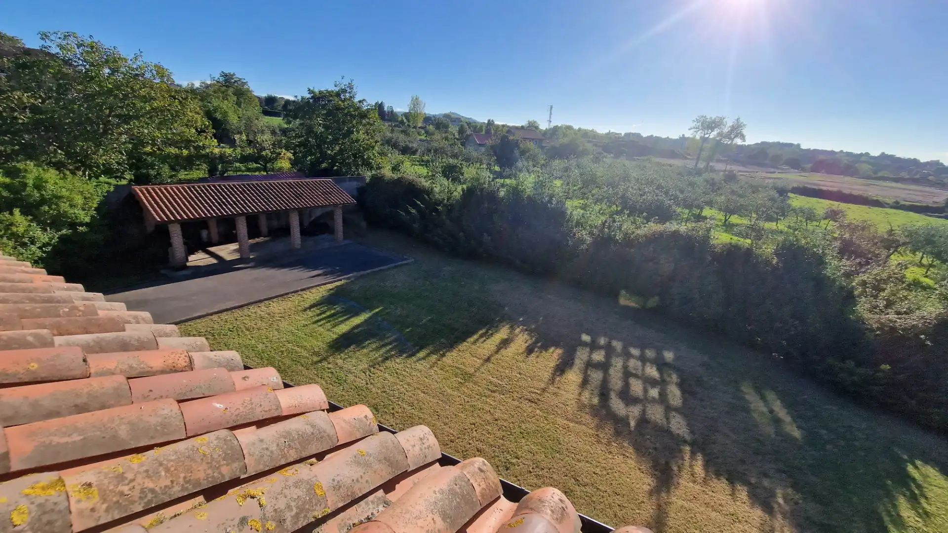 Terrassa de Casa o xalet en venda en Gijón  amb Calefacció, Jardí privat i Parquet