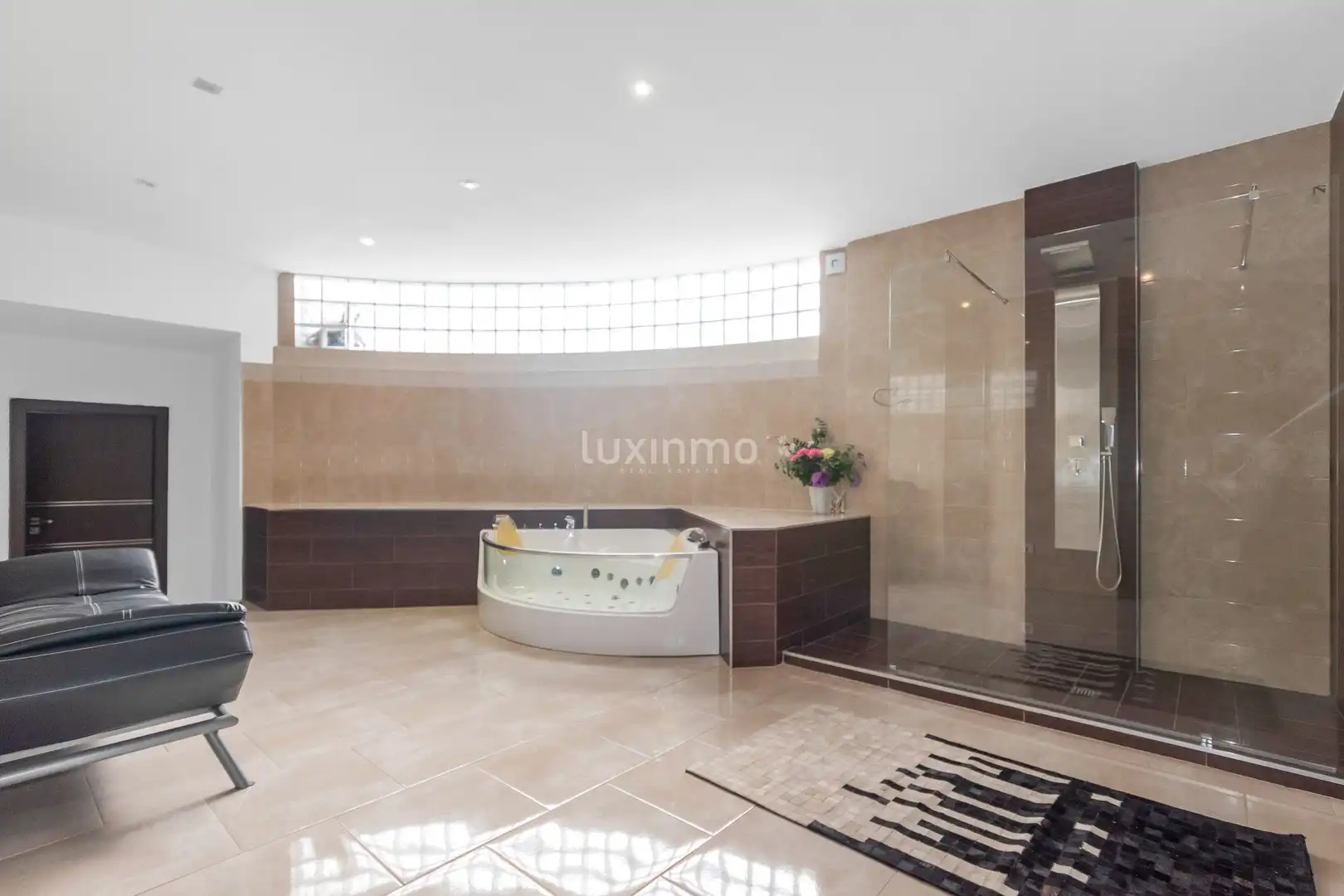 Bathroom of Houses for sale in L'Alfàs del Pi  with Air Conditioner, Heating and Terrace