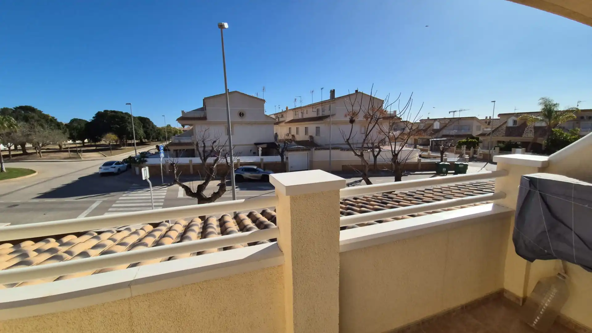 Vista exterior de Casa adosada en venta en Pilar de la Horadada con Aire acondicionado, Terraza y Amueblado