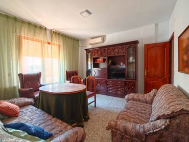 Apartment with lift for sale in Calle San Marcos