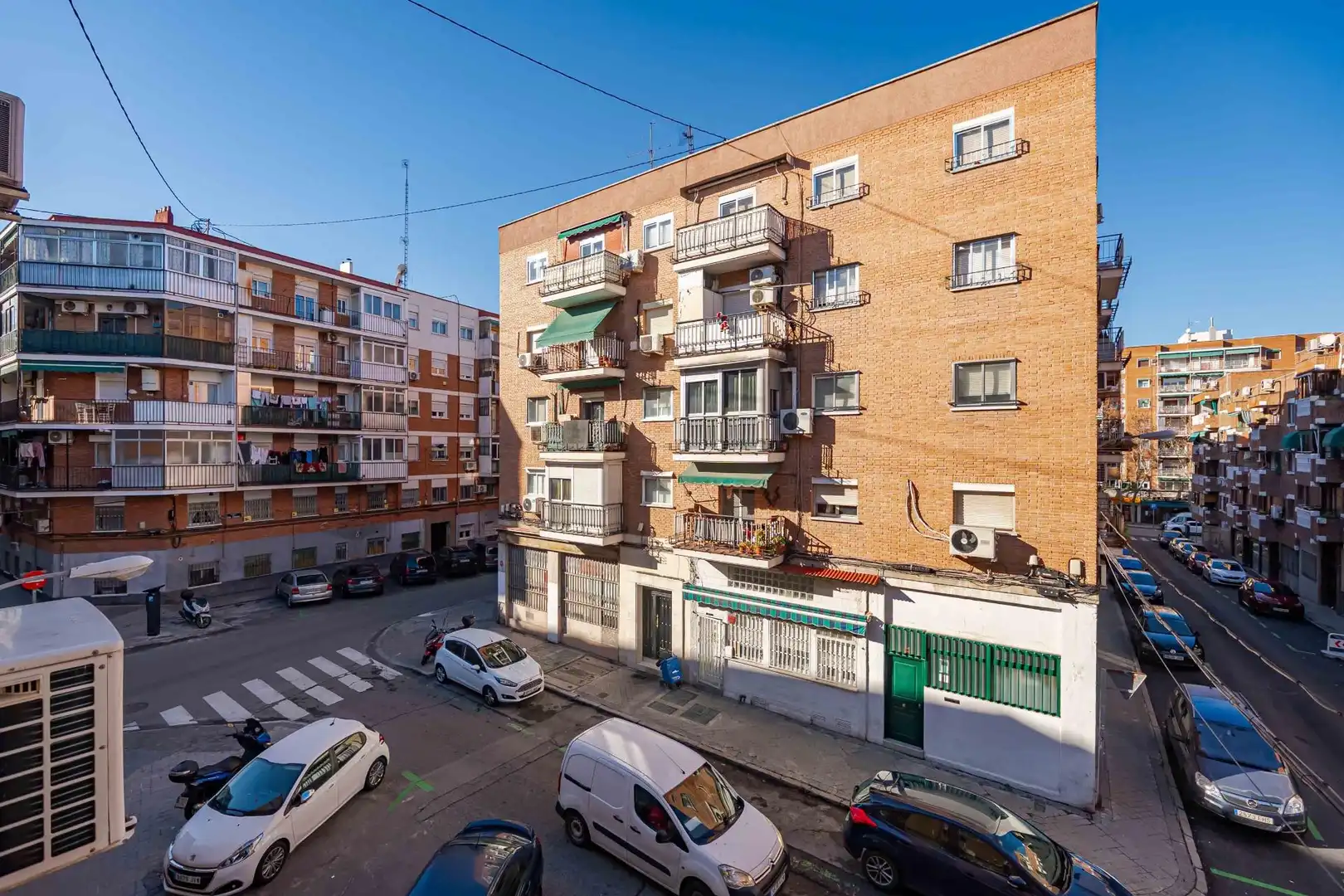 Exterior view of Flat for sale in Madrid  with Heating