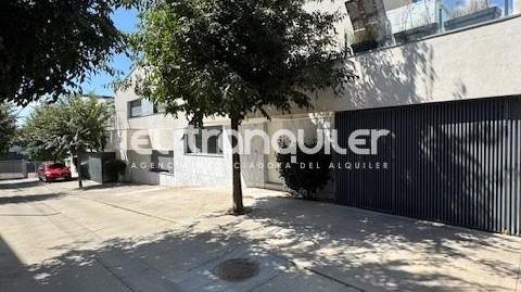 Photo 2 of Single-family semi-detached to rent in Calle Doctor Torres Feced, San Crispín - La Estación Consorcio, Madrid