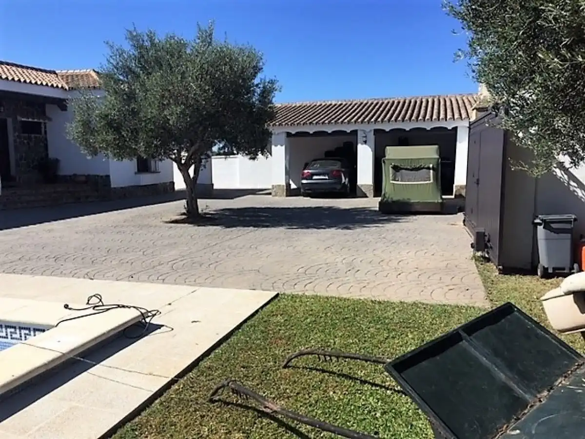 Villa mit Pool zum Verkauf in Núcleo urbano, imagen 27