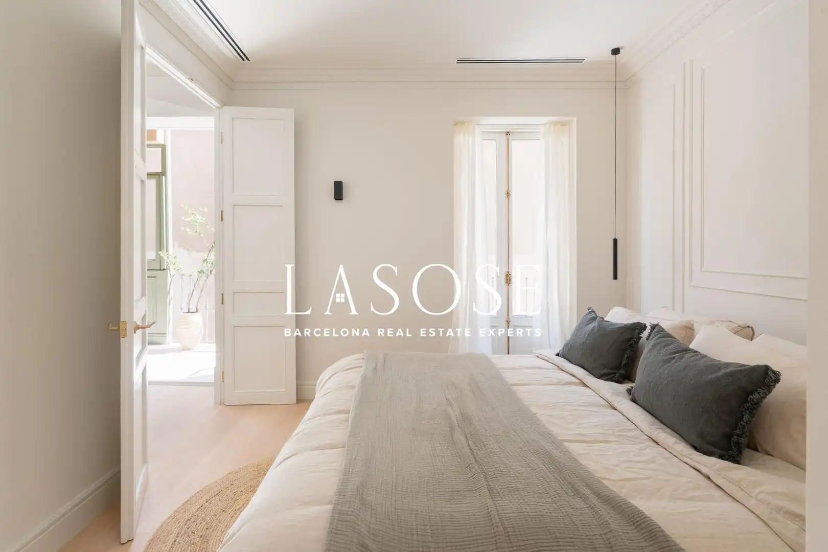 Habitación de Ático en venta en Barcelona con Aire acondicionado, Calefacción y Terraza