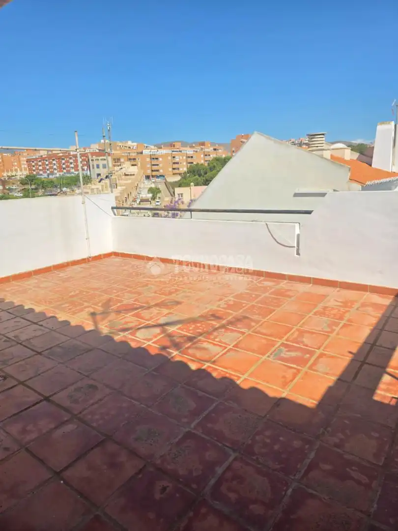 Terrasse von Haus oder Chalet zum Verkauf in Almería mit Klimaanlage, Privatgarten und Terrasse