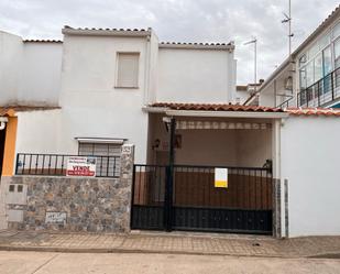 Vista exterior de Casa adosada en venda en Berlanga