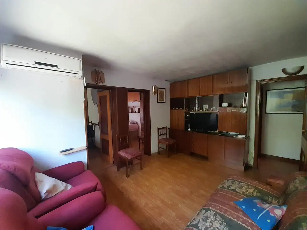 Living room of Flat for sale in Madrid  with Air Conditioner, Heating and Storage room