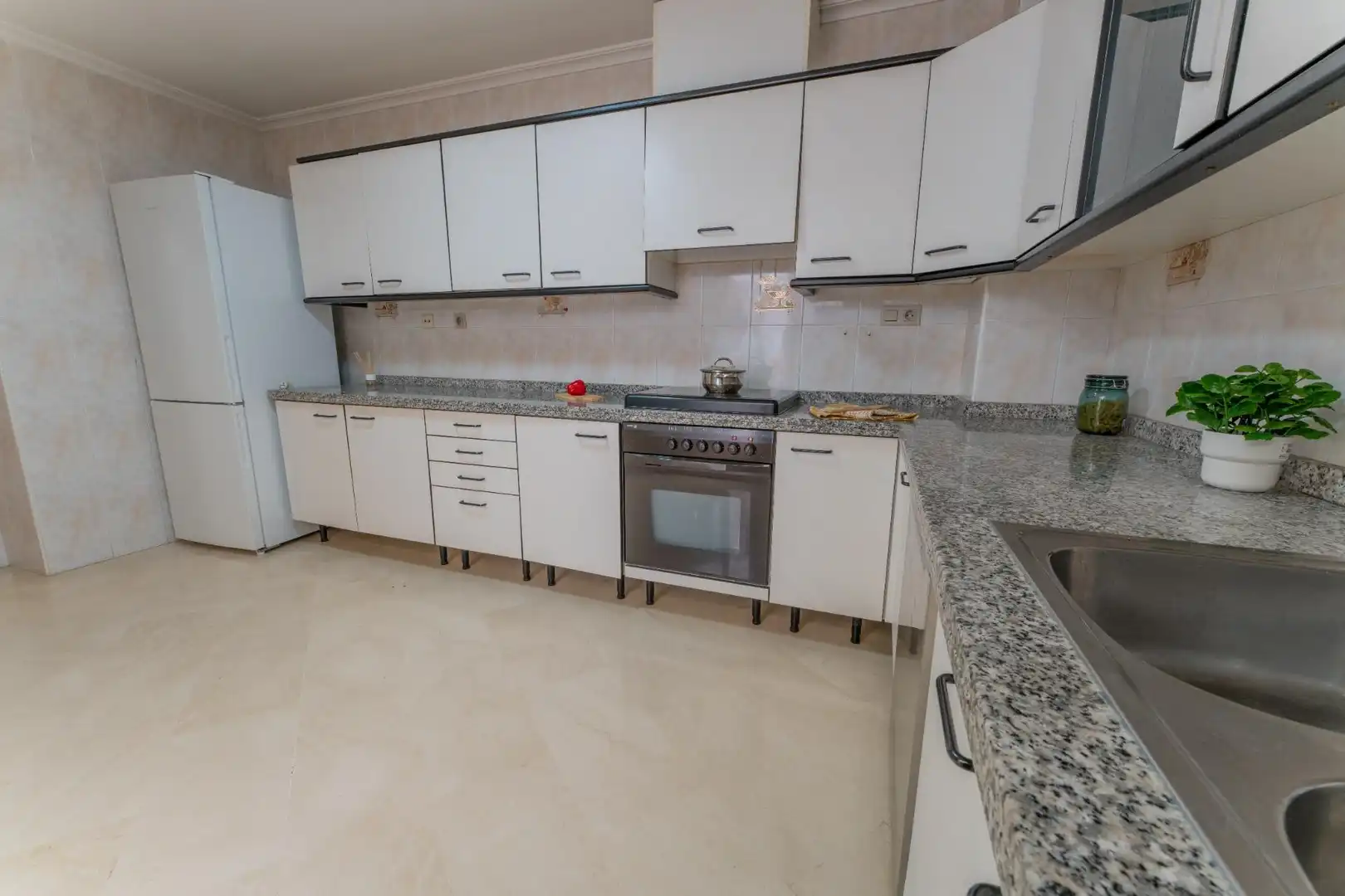 Cocina de Piso en venta en Elche / Elx con Aire acondicionado y Balcón