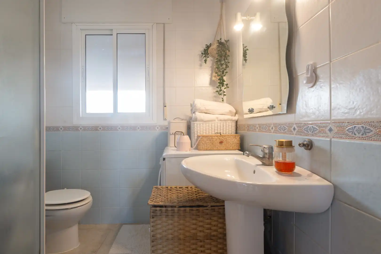 Baño de Casa o chalet en venta en Alhaurín de la Torre con Aire acondicionado, Calefacción y Jardín privado