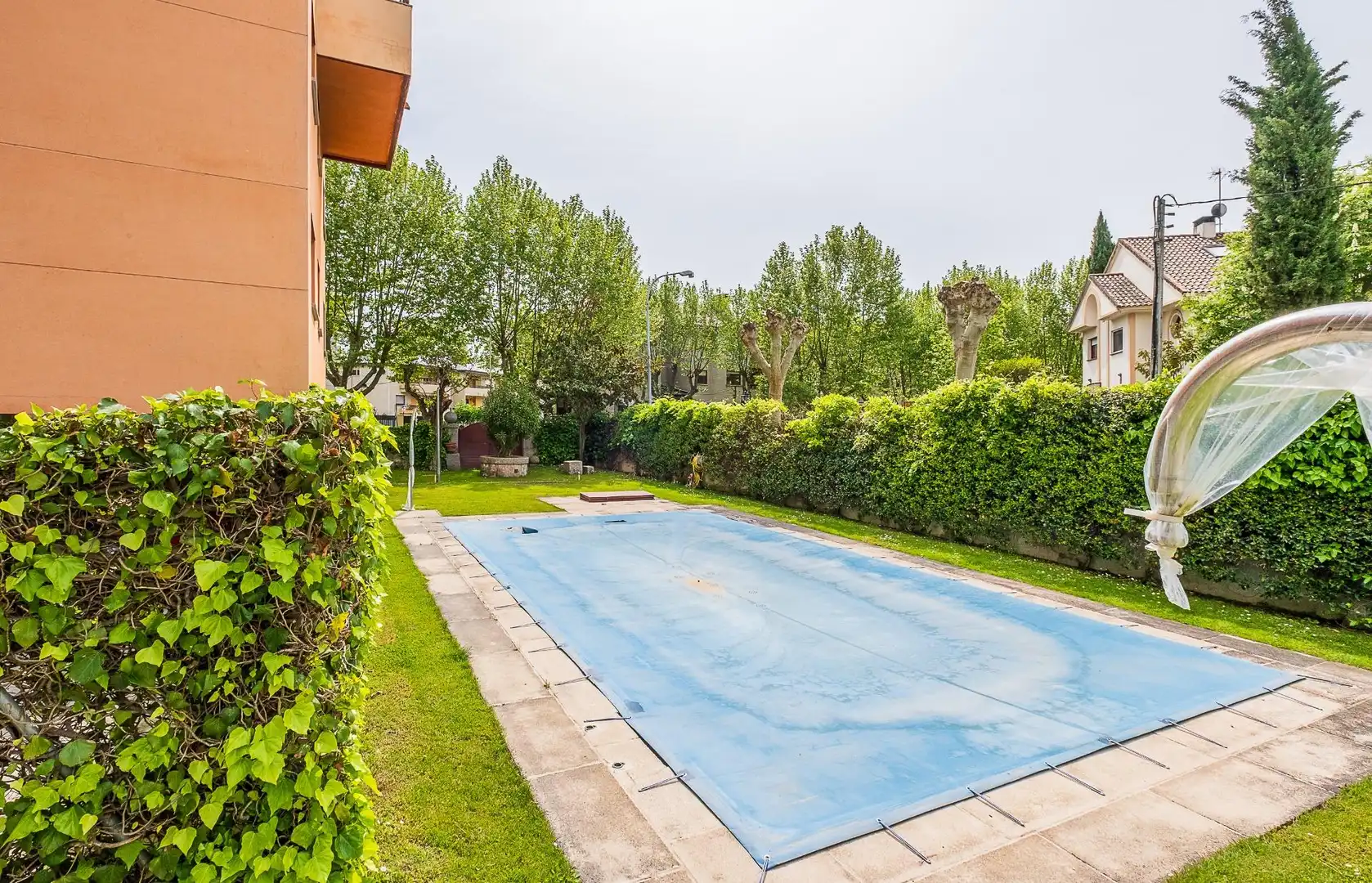 Swimming pool of Duplexes for sale in El Escorial  with Heating, Private garden and Parquet flooring
