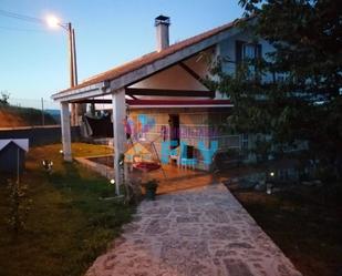 Jardí de Casa o xalet en venda en Punxín amb Calefacció, Jardí privat i Moblat