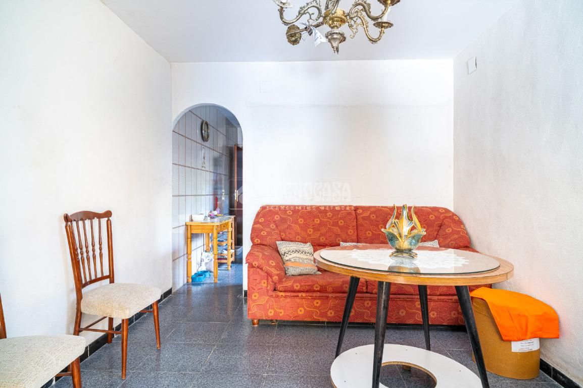 Sala d'estar de Casa adosada en venda en Molvízar amb Terrassa