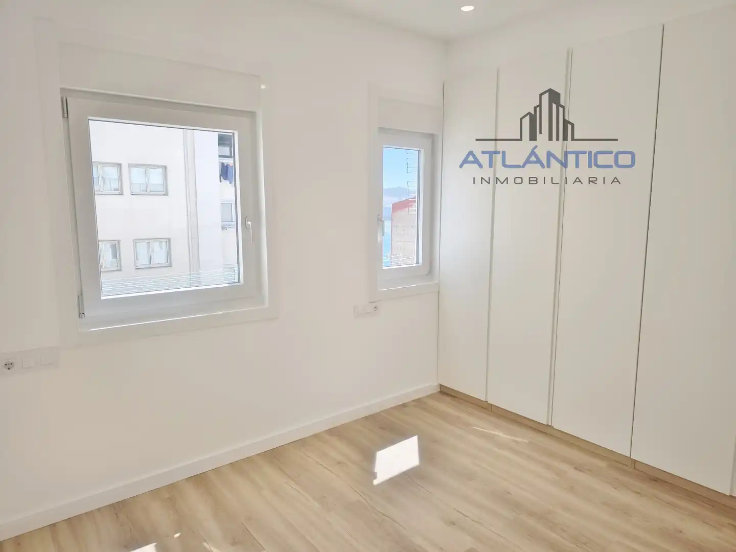 Bedroom of Apartments for rent in A Coruña Capital   with Heating, Oven and Washing machine