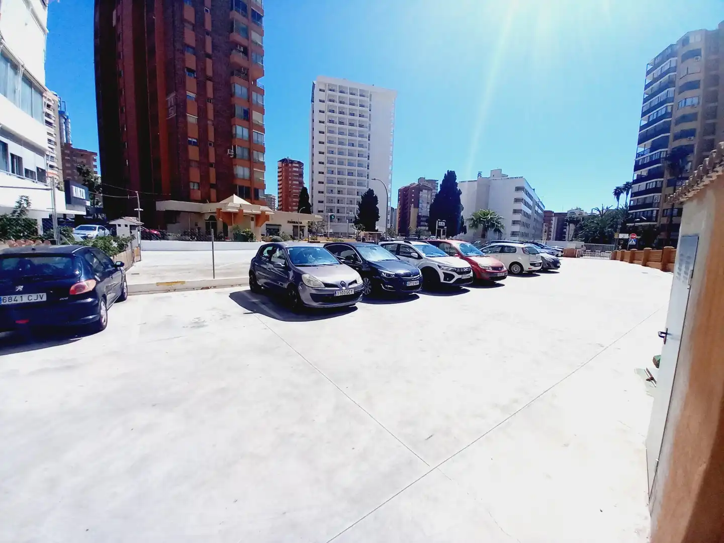 Aparcament de Pis en venda en Benidorm amb Moblat i Balcó