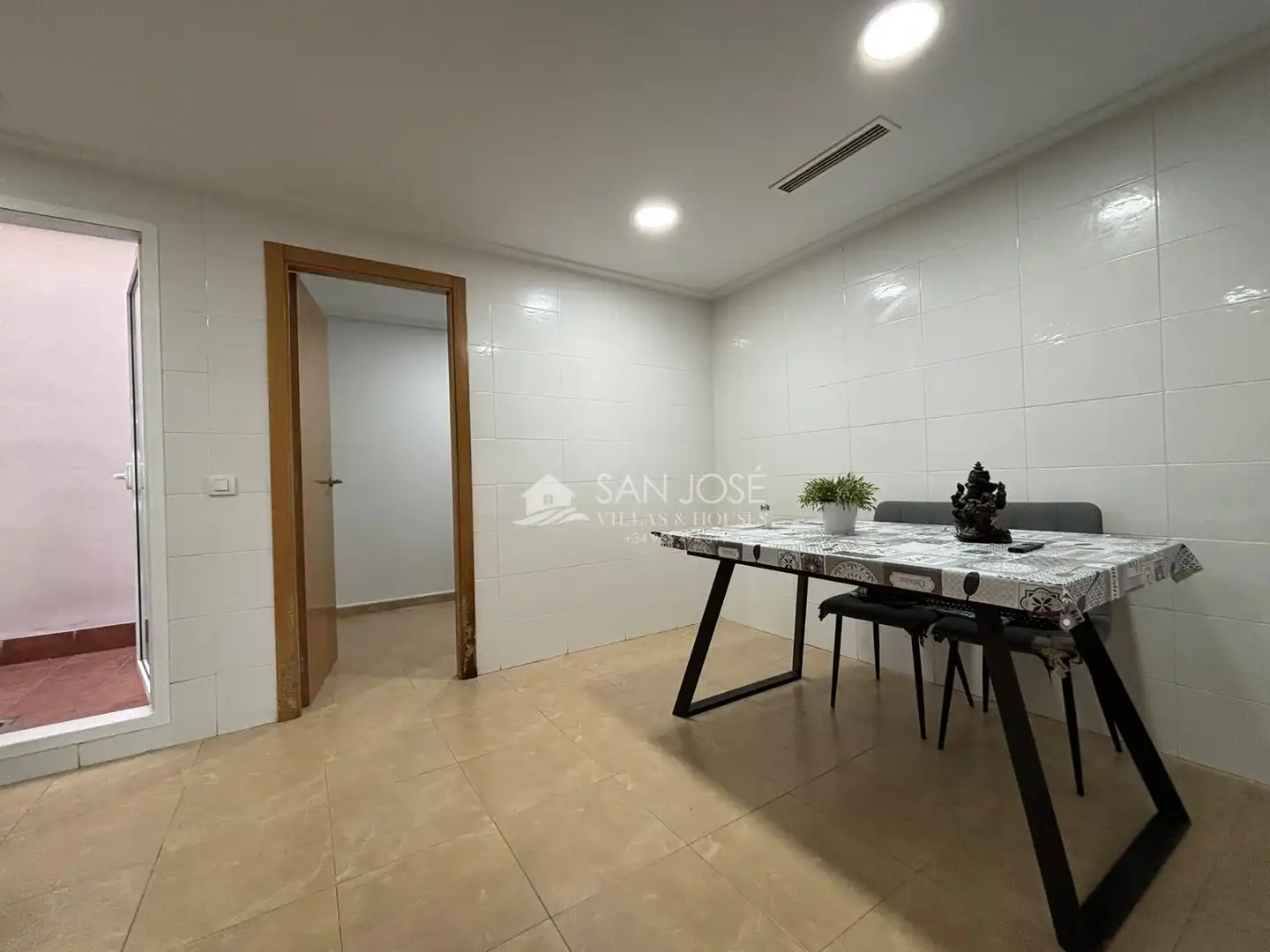 Bungalow con terraza en venta en Calle LEANDRO GRAS LIMIÑANA, imagen 8