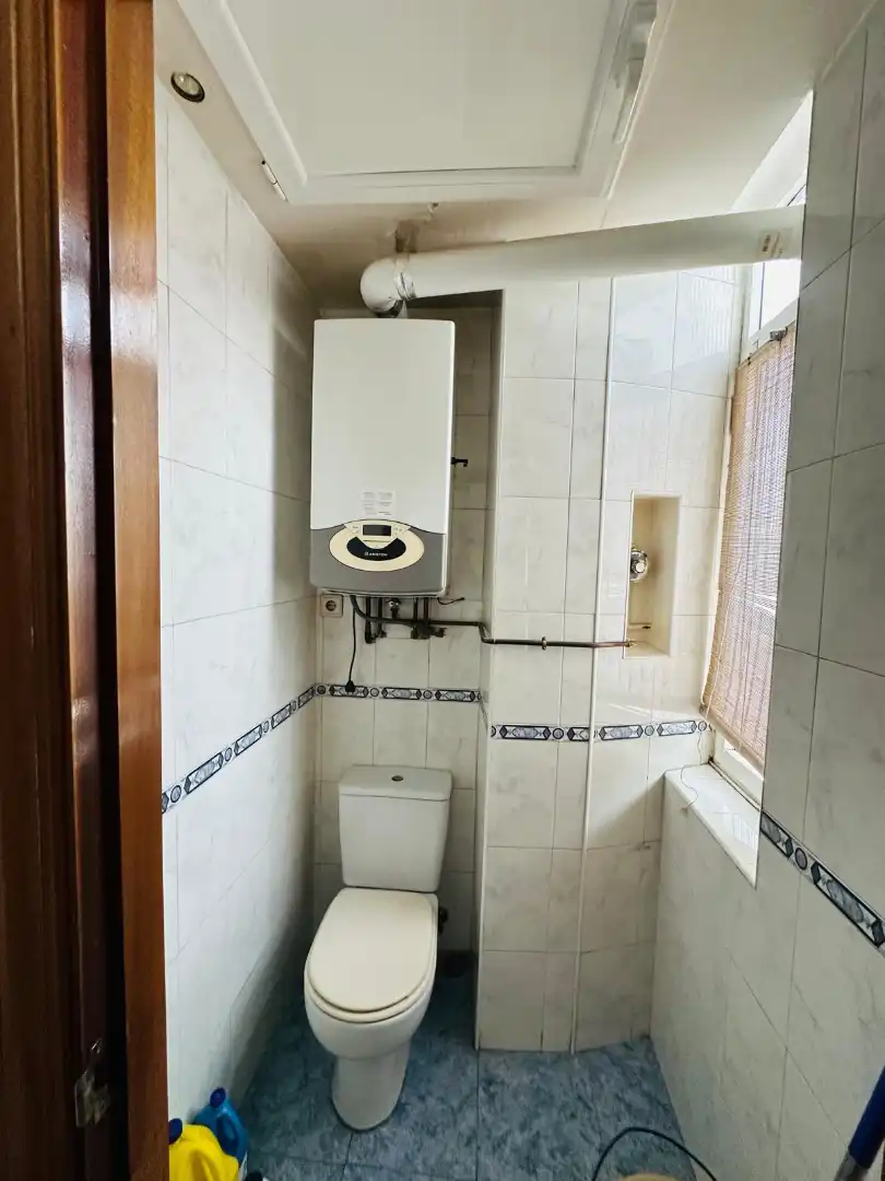 Bany de Pis en venda en Valladolid amb Calefacció i Traster