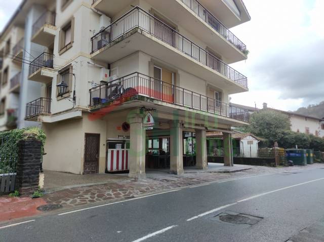 Garaje en Venta en Bera