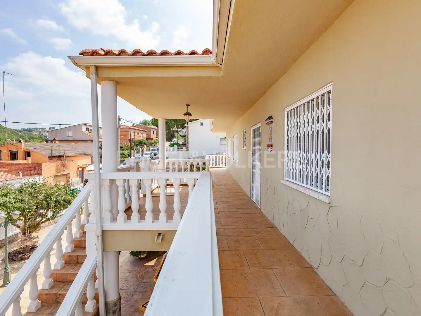 Vista exterior de Casa o chalet en venta en Terrassa con Aire acondicionado, Calefacción y Terraza