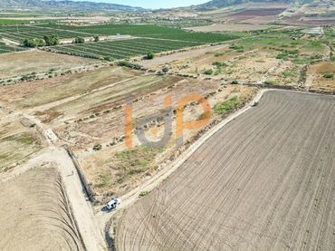 Rustikales Grundstück zum Verkauf in Huércal-Overa