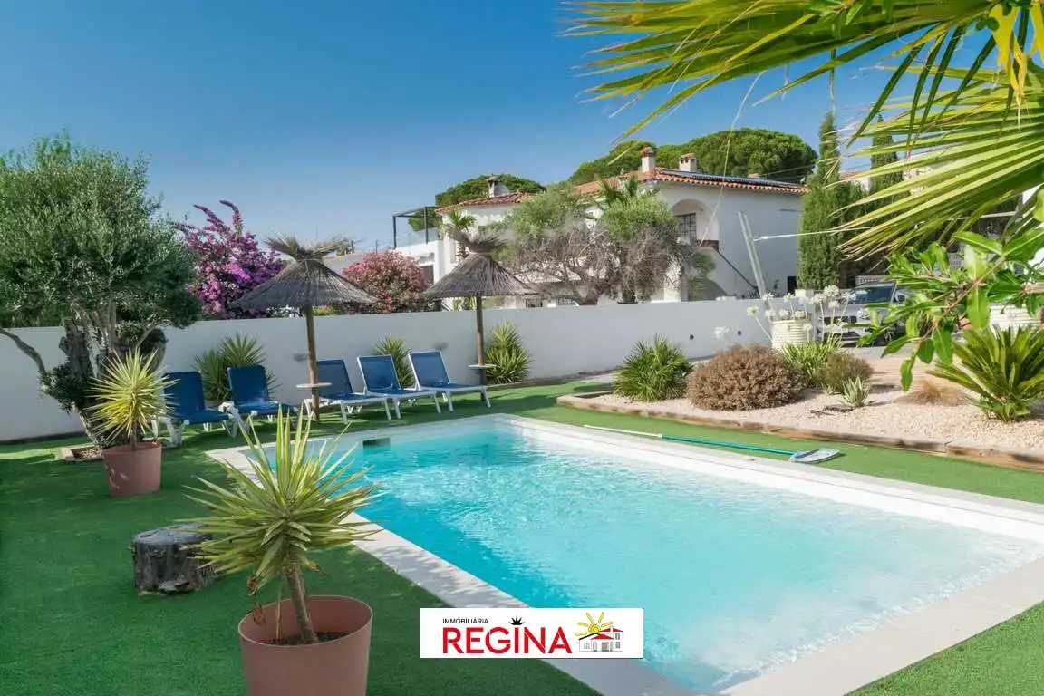 Chalet con piscina en venta en Carrer Pinedes, imagen 29