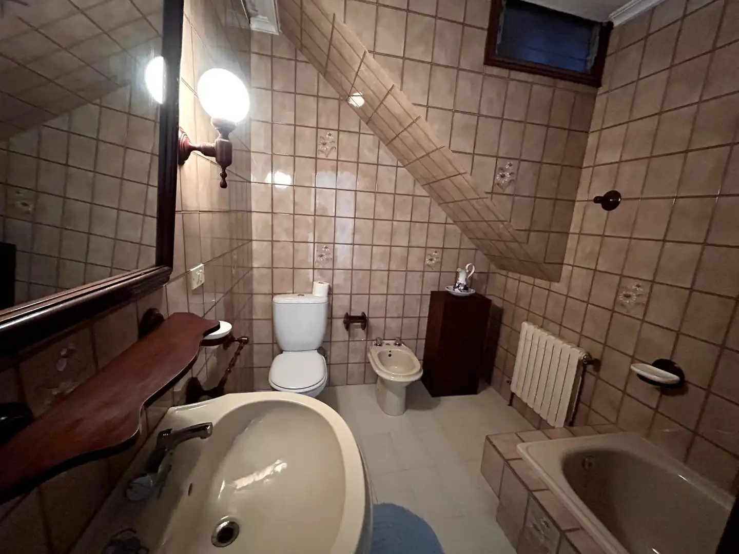 Baño de Casa adosada en venta en Poio con Calefacción y Balcón