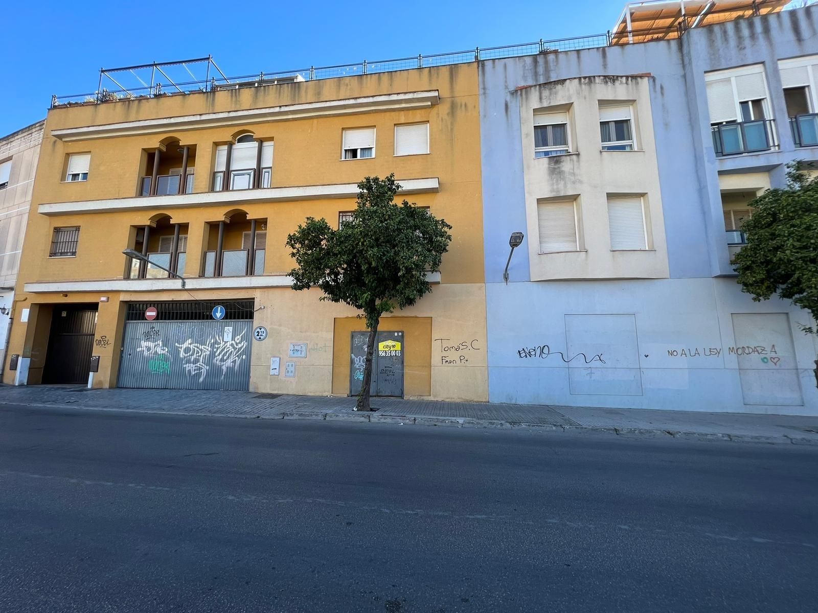 Exterior view of Premises for sale in Jerez de la Frontera