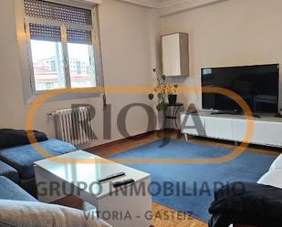 Living room of Flat for sale in Vitoria - Gasteiz  with Heating, Parquet flooring and Storage room