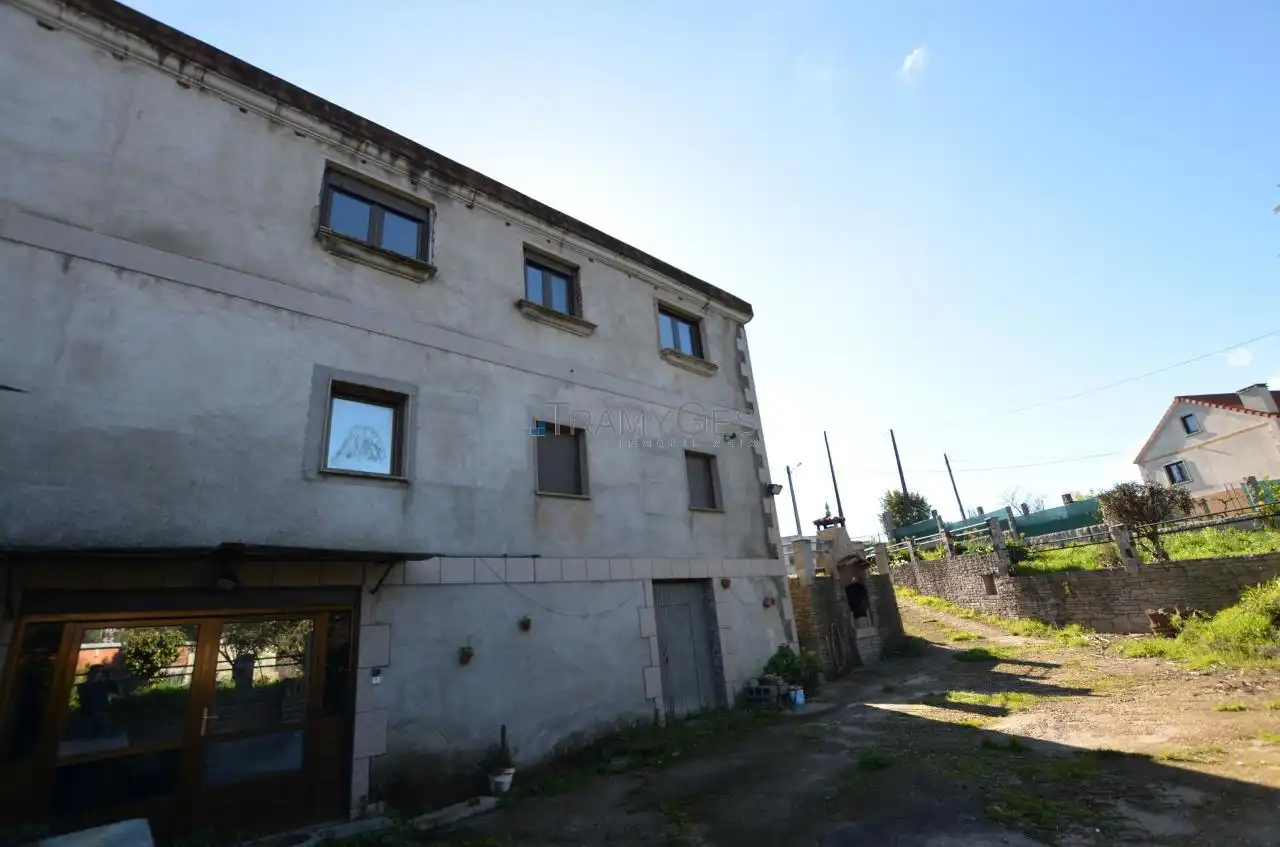 Vista exterior de Casa o xalet en venda en Tomiño amb Jardí privat, Terrassa i Traster