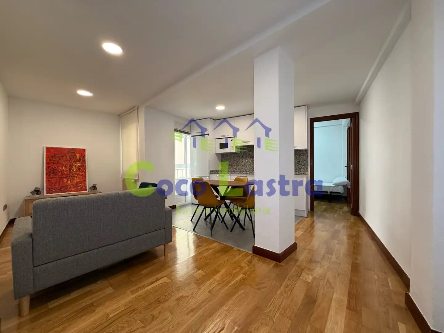 Living room of Flat for rent in Salamanca  with Air Conditioner, Heating and Parquet flooring