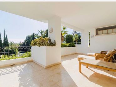 Mini appartamento con piscina in affitto a Río Real - Los Monteros