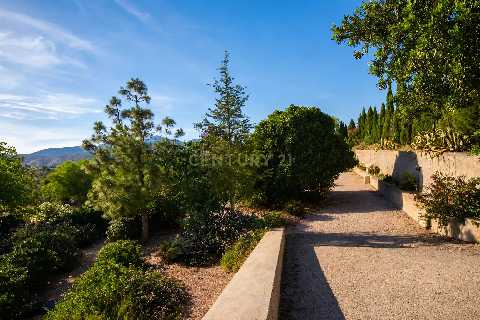 Jardín de Casa o chalet en venta en Alicante / Alacant con Jardín privado, Trastero y Piscina