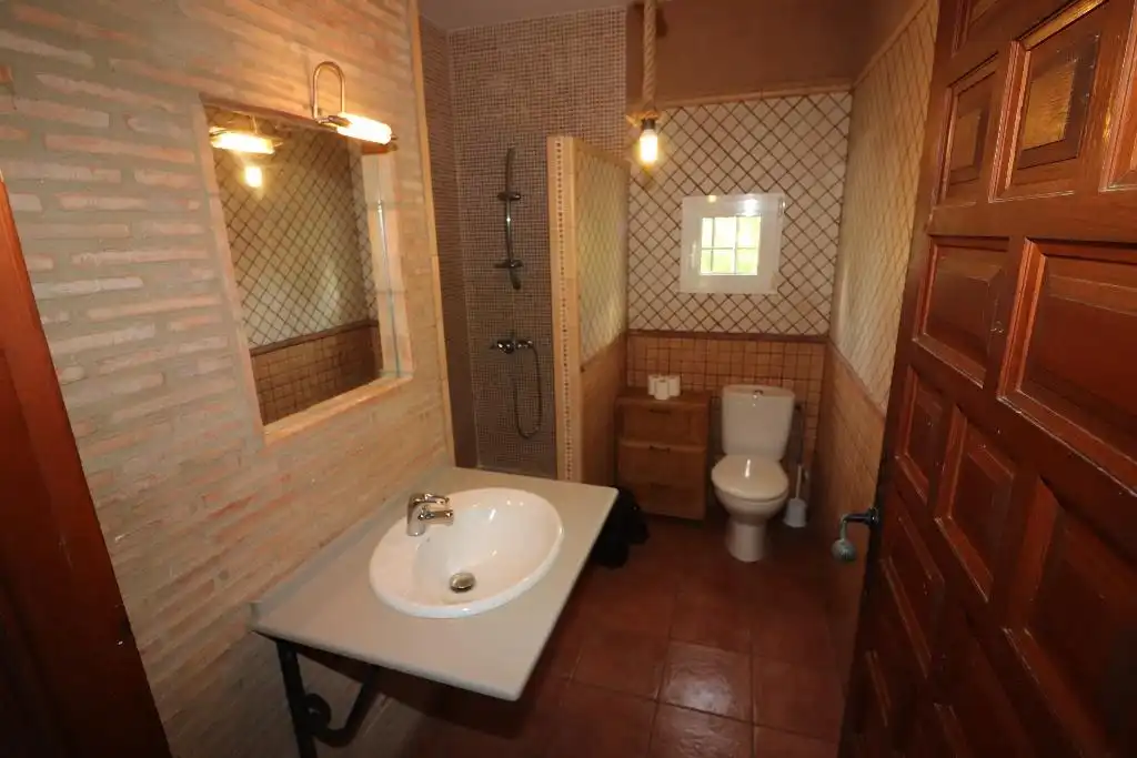 Casa rústica amb piscina en venda a Avinguda Bolot, imagen 34