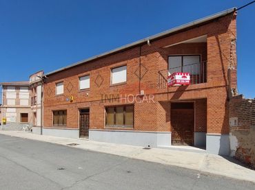 Haus mit Balkon zum Verkauf in Palacios de Goda
