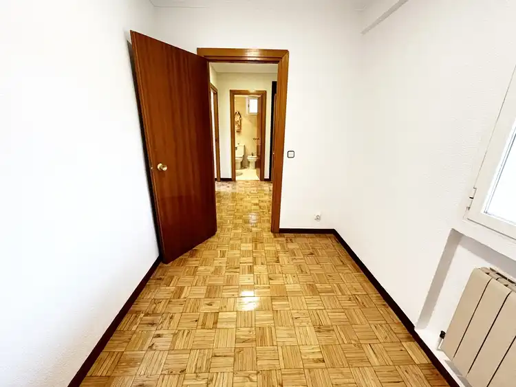 Flat for rent in Madrid  with Air Conditioner, Heating and Parquet flooring