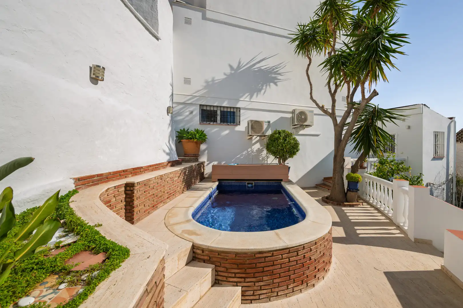 Detached homes for sale in BOLA, 24, Torrox Pueblo