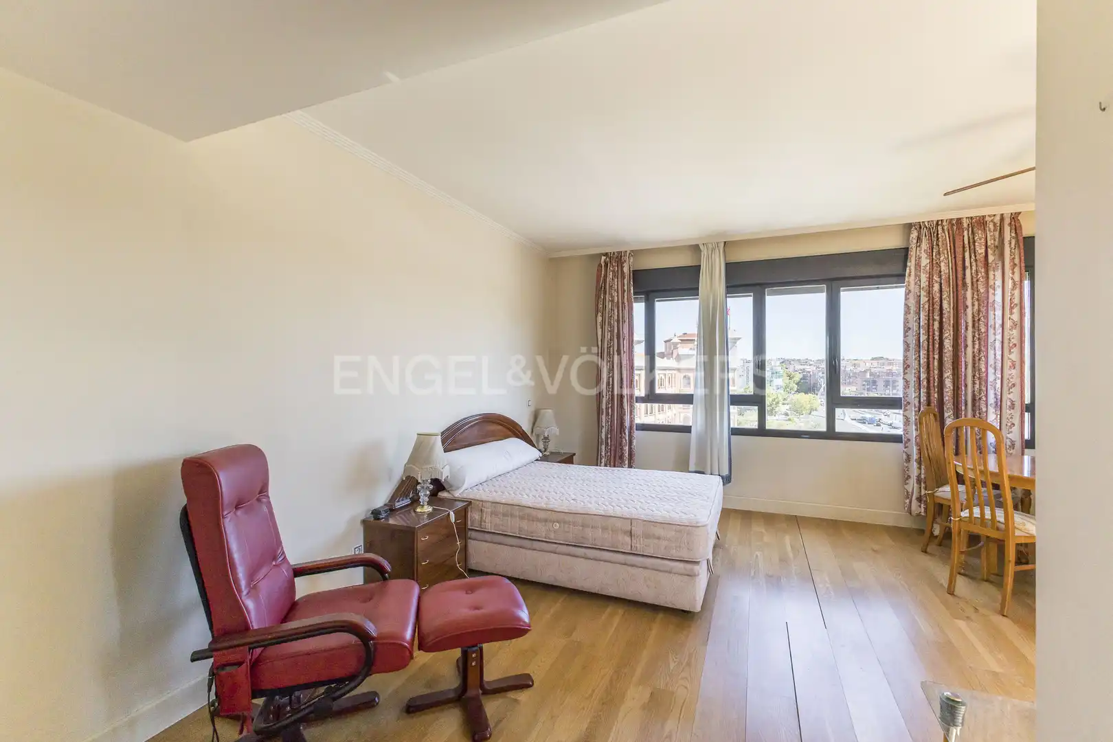 Habitación de Piso en venta en Madrid con Aire acondicionado, Calefacción y Trastero