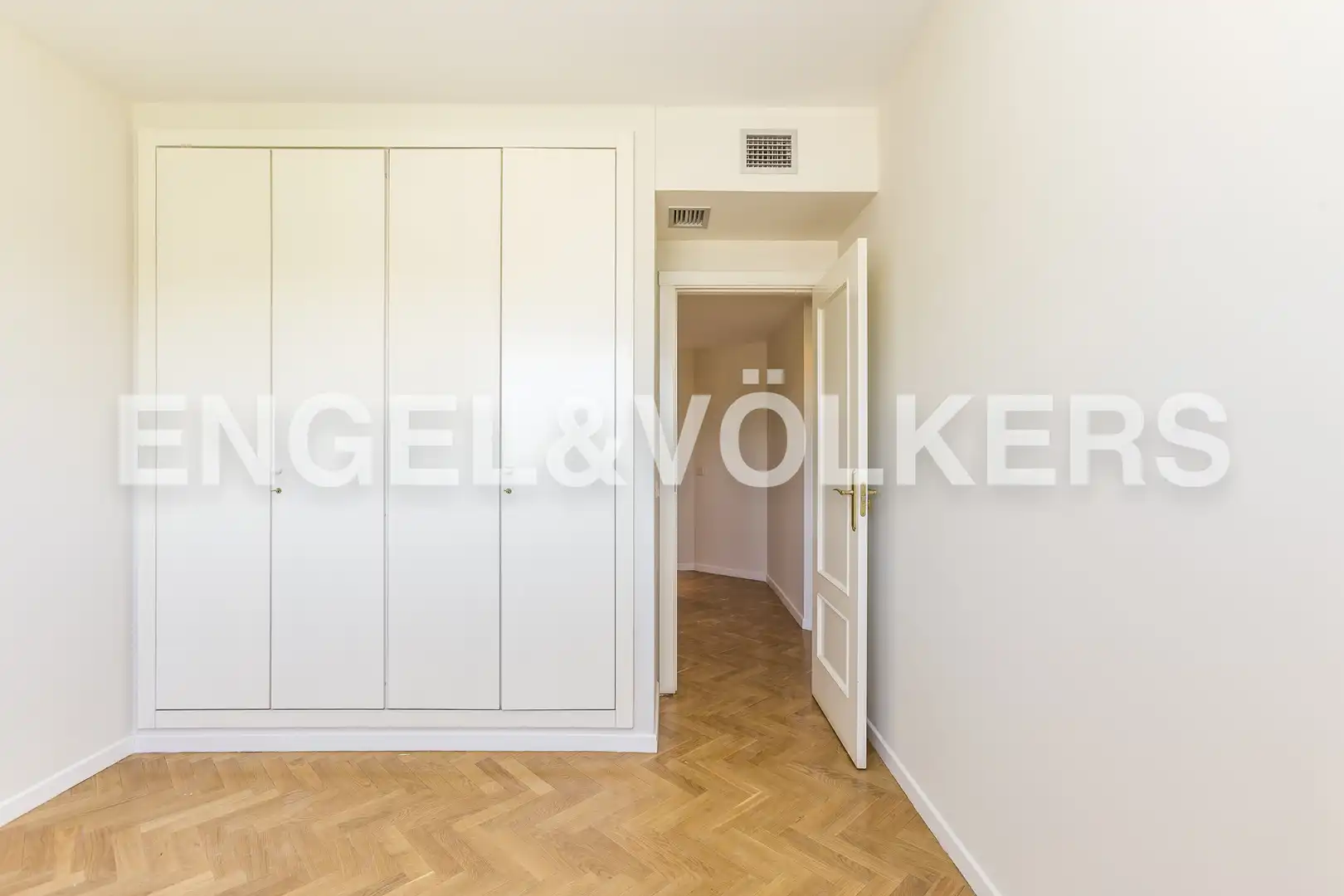 Flat for rent in Madrid  with Air Conditioner, Heating and Parquet flooring