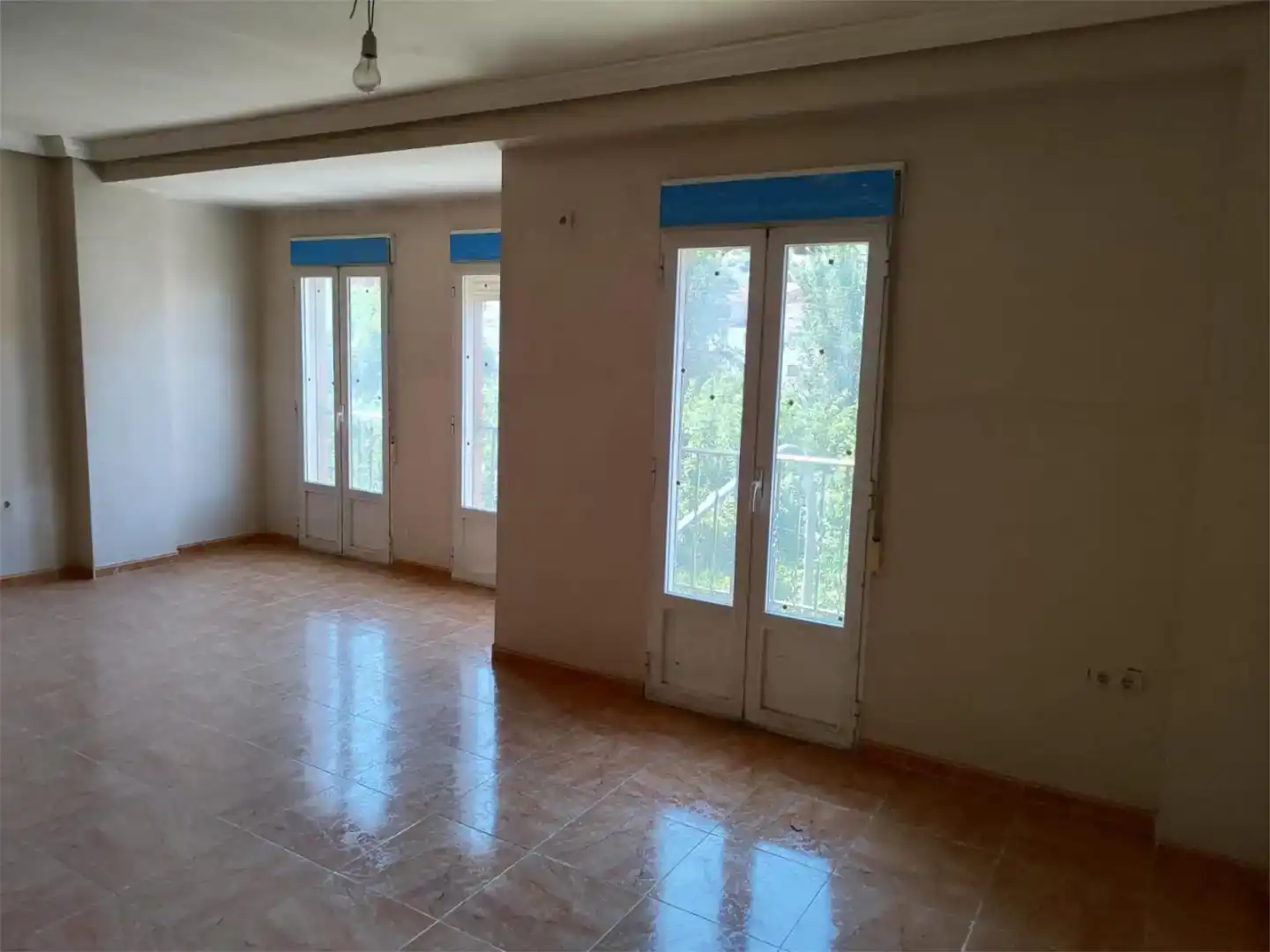 Sala d'estar de Pis en venda en Beas de Segura amb Balcó