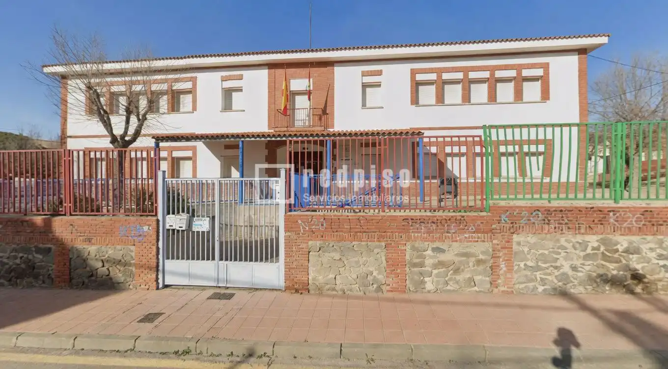 Vista exterior de Casa o xalet en venda en Camarena amb Aire condicionat, Calefacció i Terrassa