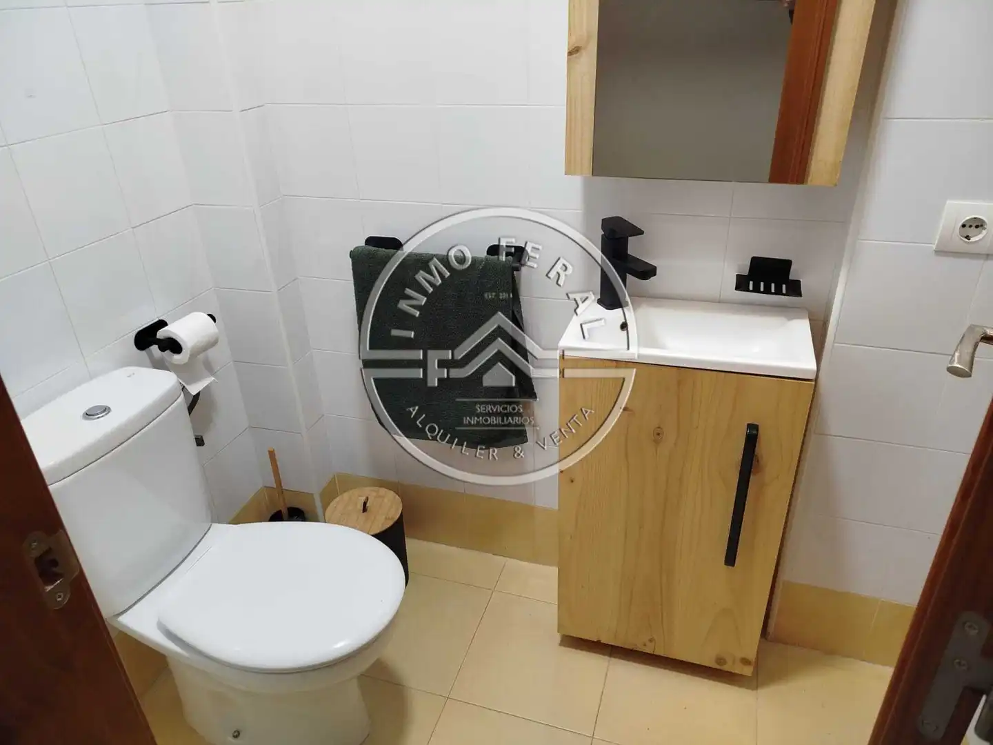 Bathroom of Houses for sale in Écija  with Air Conditioner, Heating and Terrace